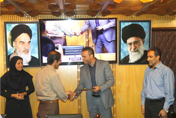 تجلیل از برگزیدگان جشنواره آب و رسانه هرمزگان